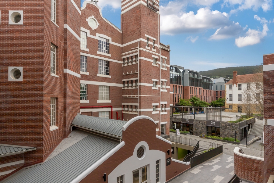 To Let commercial Property for Rent in Gardens Western Cape